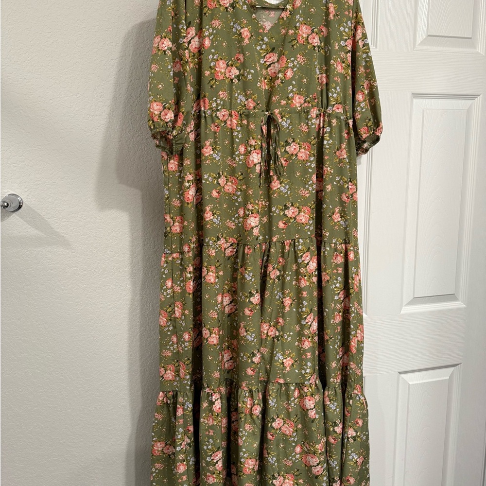 SHEIN Olive Floral Maxi Dress